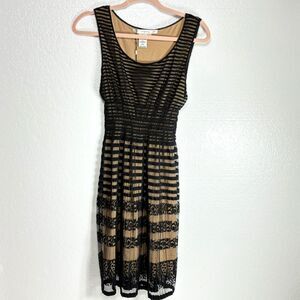 Studio M Black Lace Stretchy Dress with Lining Size Small NWT